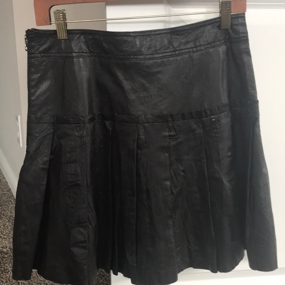 Etcetera leather skirt - Picture 3 of 3